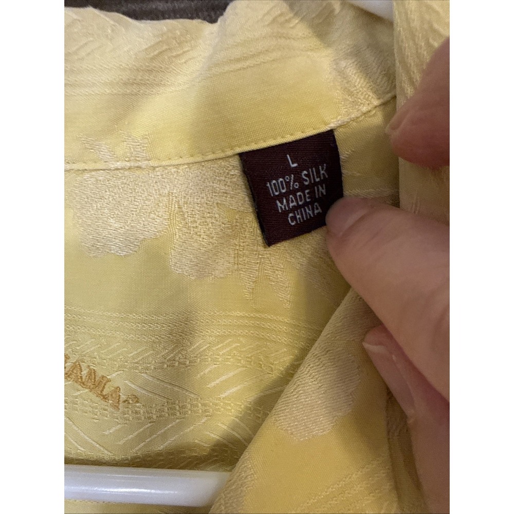 TOMMY BAHAMA Yellow Embroiled FLORAL Button Up Silk Hawaiian Shirt Men's Size L - Picture 4 of 8